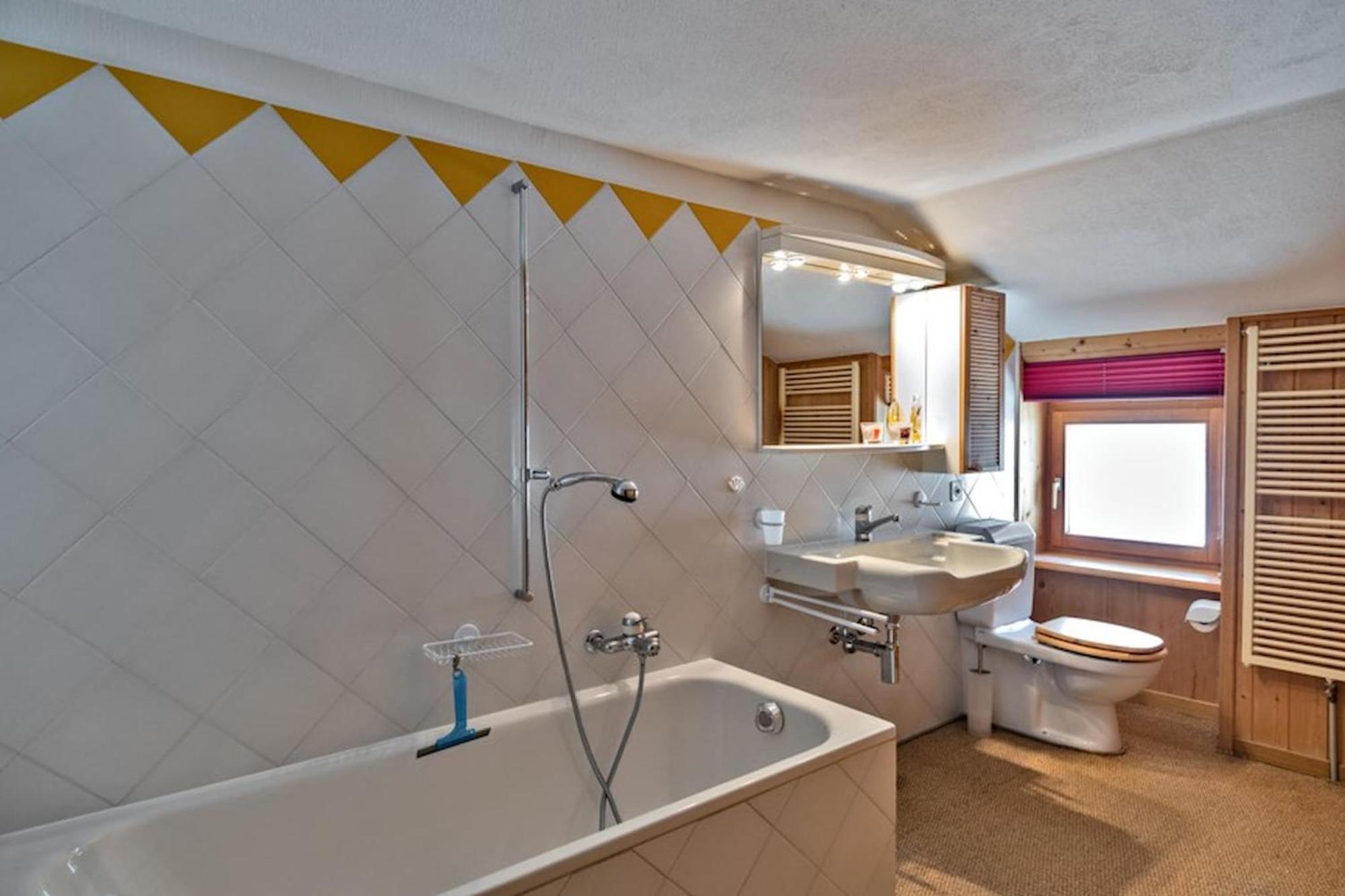 Chesa Violetta - S-Chanf Extérieur photo